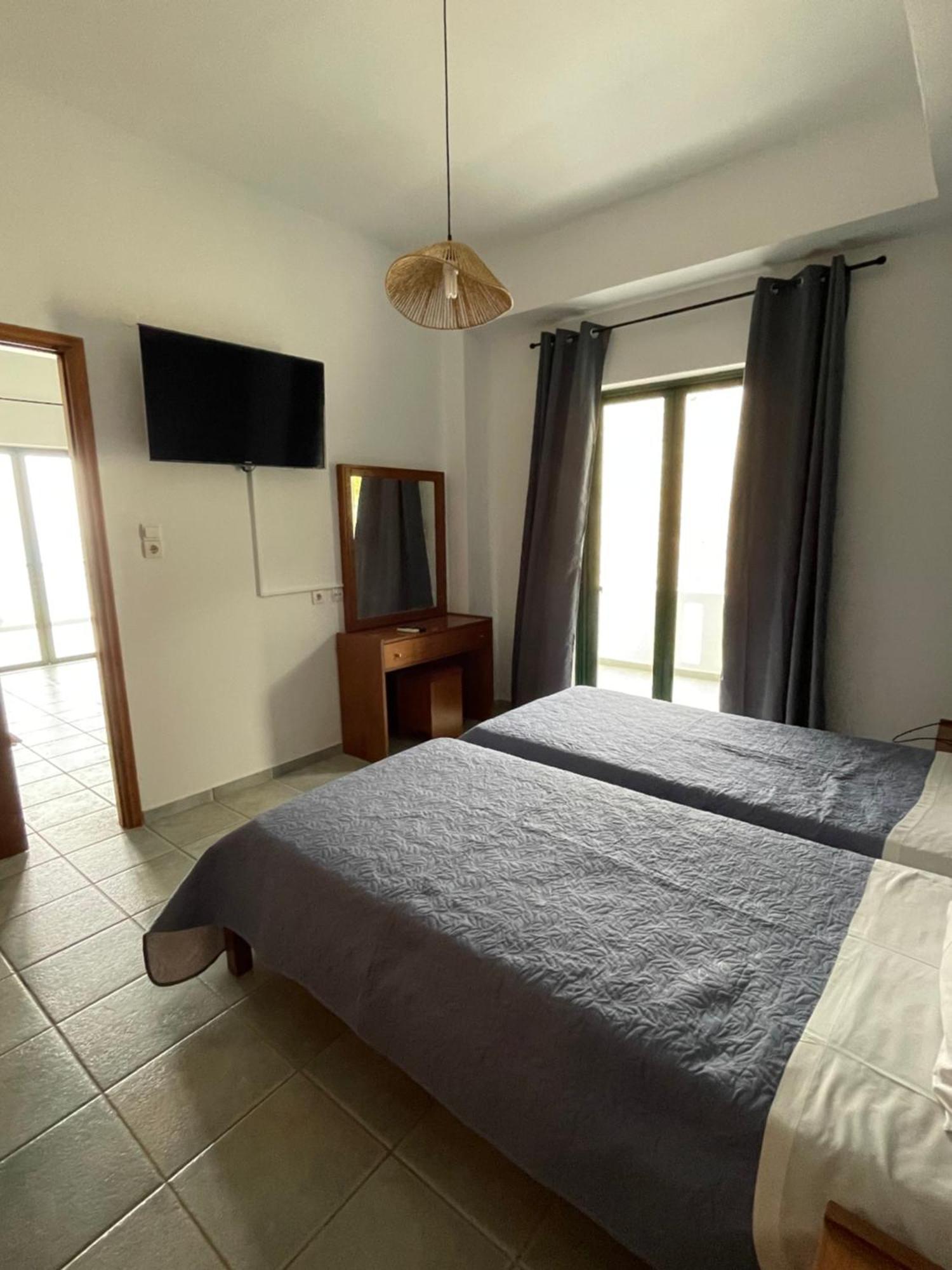 4Seasons Sfakia Apartment Khora Sfakion Exterior photo